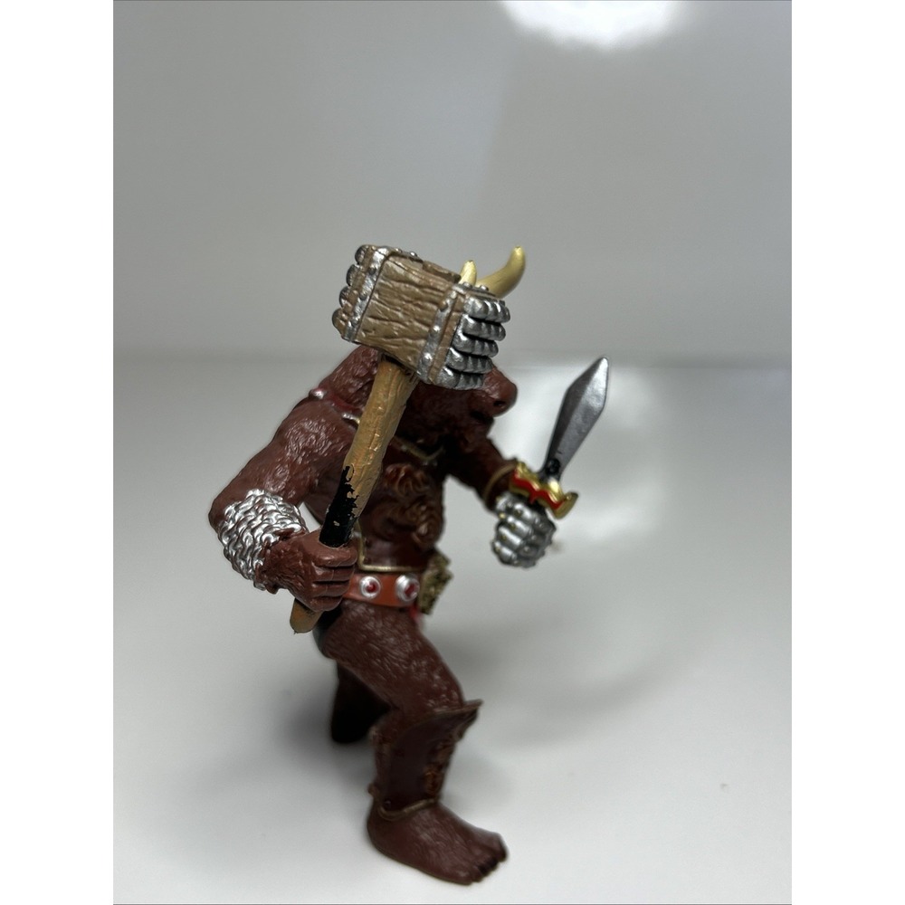Papo (2006) Minotaur Figure Fantasy World Detailed Pretend Play Figurine - Picture 3 of 10